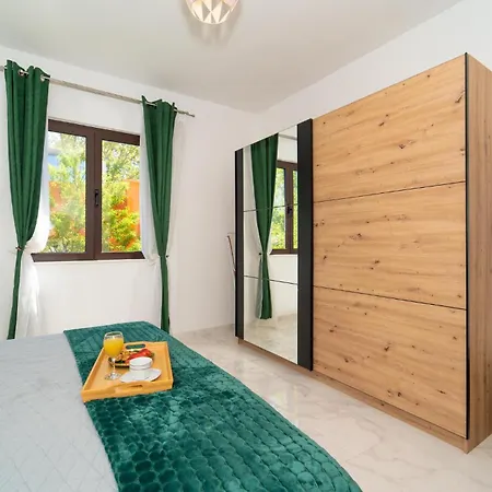 Feriehus 2 Bedroom Gorgeous In