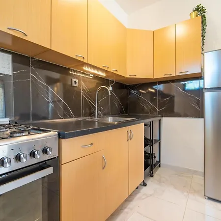 Dom wakacyjny 2 Bedroom Gorgeous In Seline